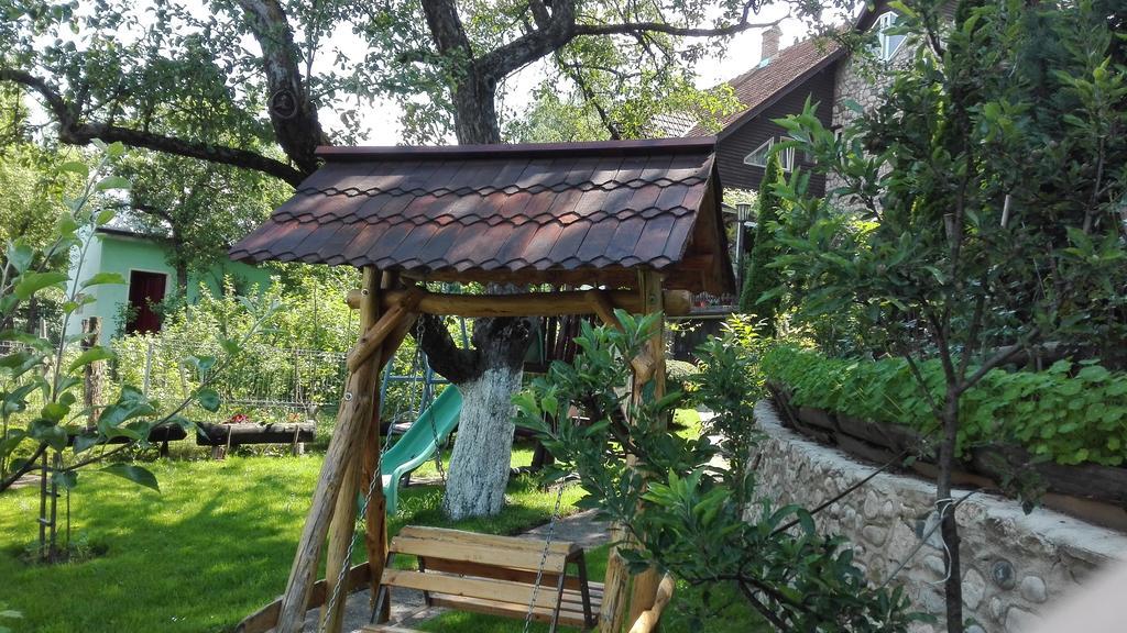 Pension Casa Contelui Rîşnov Luaran gambar